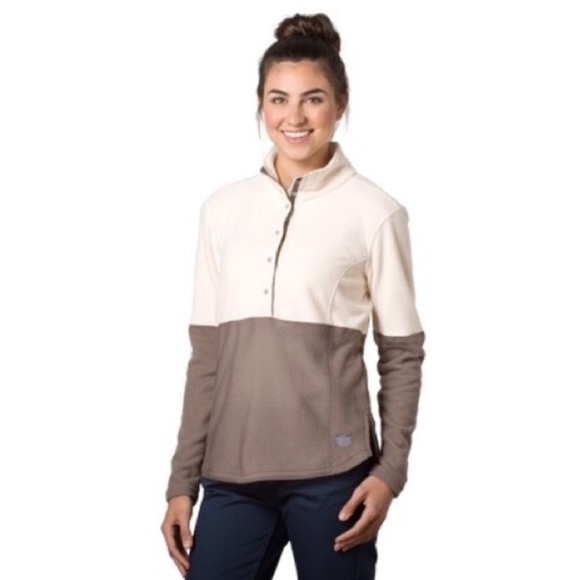 Toad&Co Tops - SOLDToad&Co Liftie Polar Bear Pullover Fleece